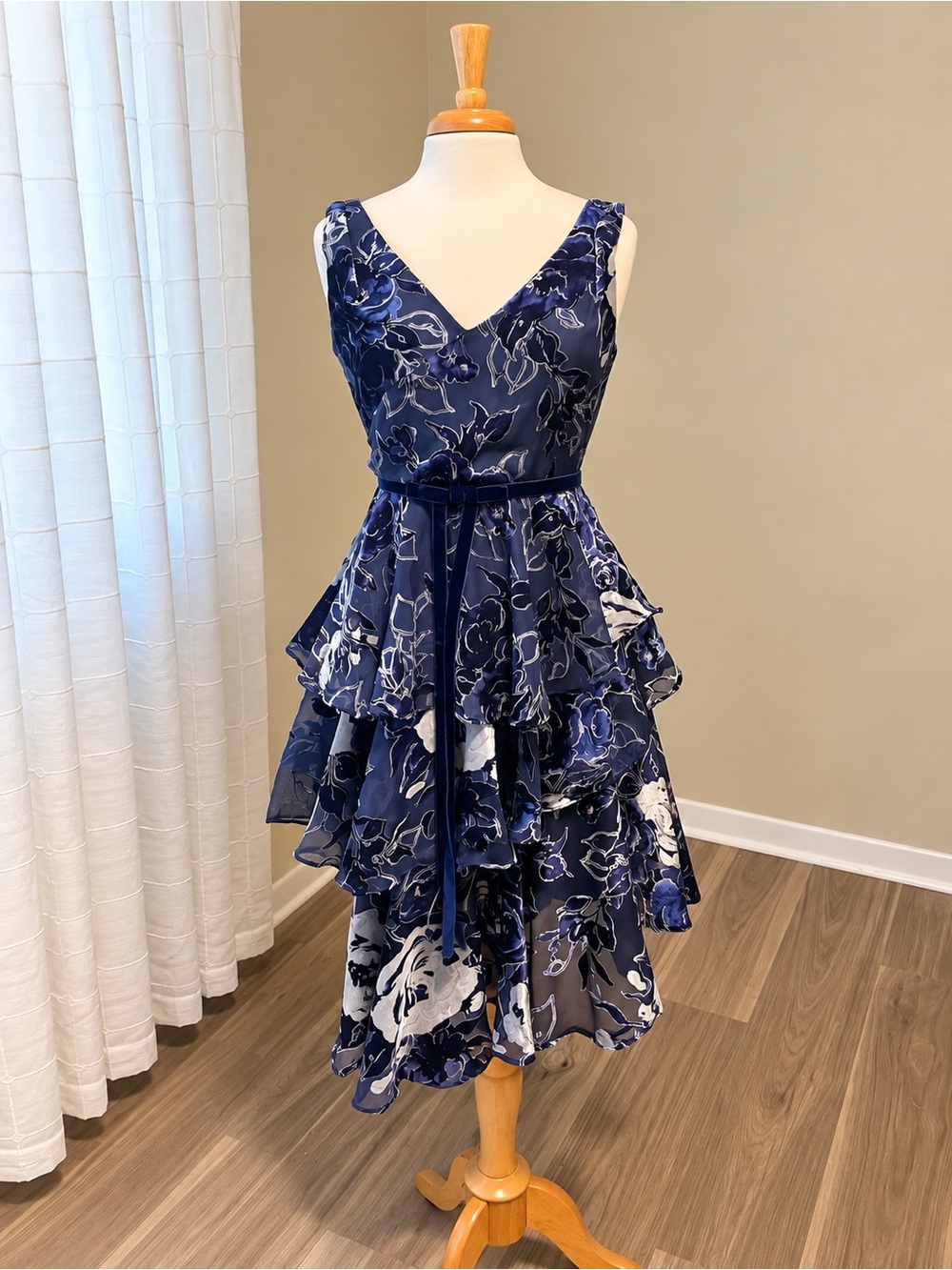 Marchesa Notte Navy Floral Velvet Tiered Ruffle Dress – Size 4